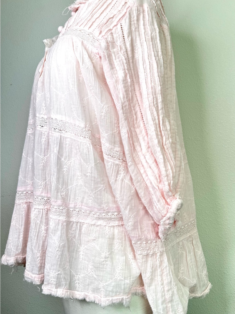 Sundance Catalog Blouse Light Pink “Mylah Eyelet Top” Boho Lace Tiered Coastal - Picture 5 of 7